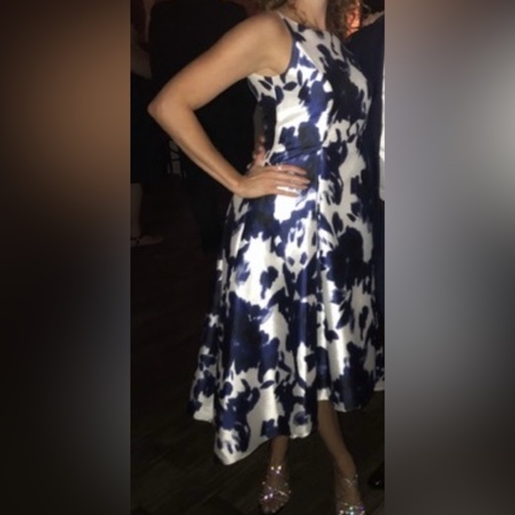 Fit & flare Adrianna Papell Blue & White Dress, great wedding guest dress - Picture 2 of 10